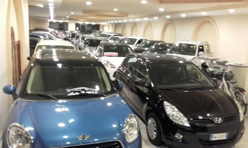 Usata Rover 25 75 CV (55 kW) 2003 Bianco Utilitaria