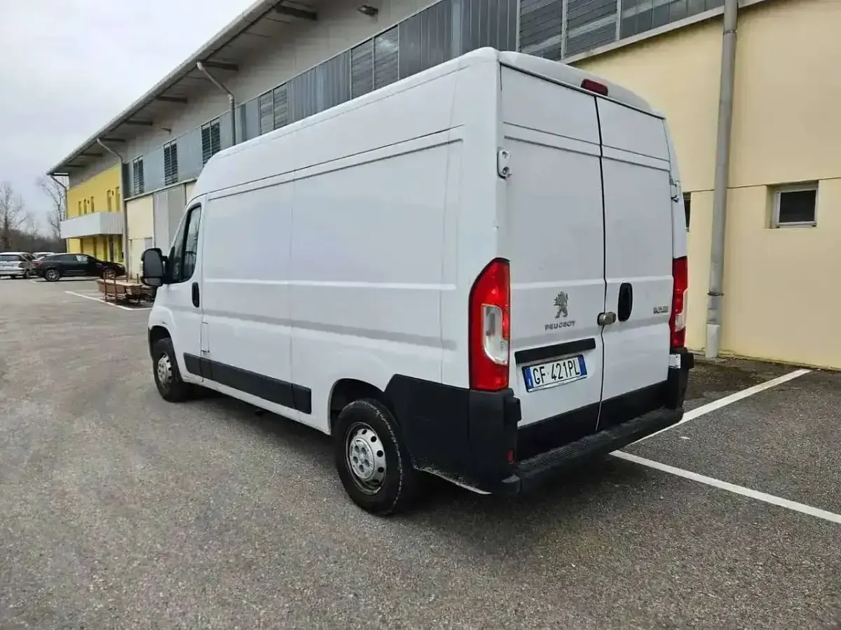 Usata Peugeot Boxer 140 CV (102 kW) 2021 Bianco Furgone