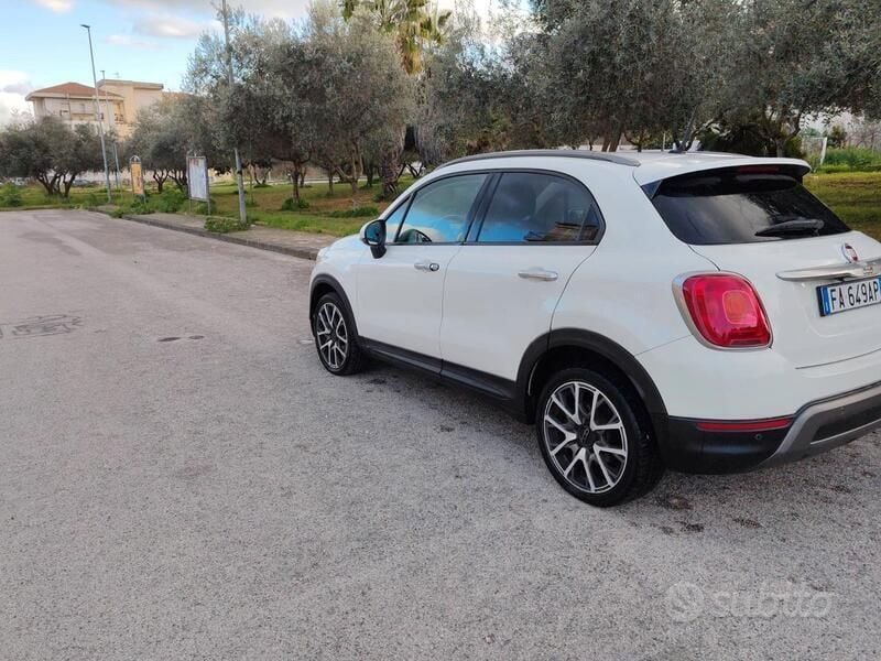 Usata Fiat 500X 120 CV (88 kW) 2015 Bianco SUV