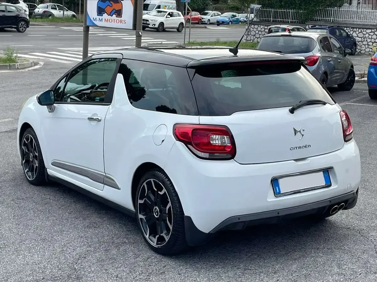Usata Citroën DS3 Sport Chic 111 CV (81 kW) 2011 Bianco Utilitaria