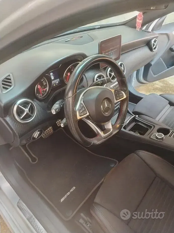 Usata Mercedes 200 Premium 136 CV (100 kW) 2016 Grigio Berlina