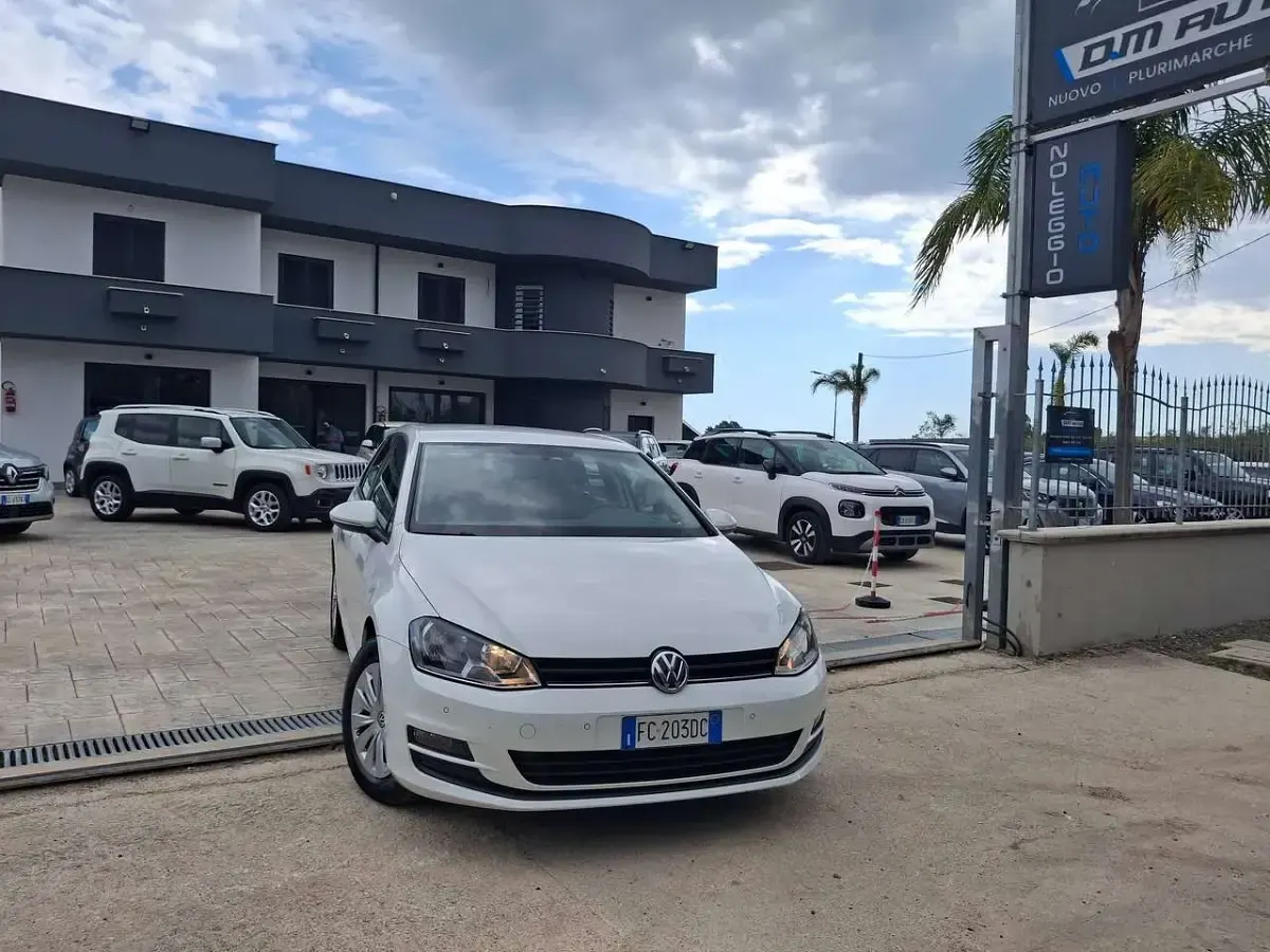 Usata VW Golf VII Trendline 90 CV (66 kW) 2016 Nero Berlina