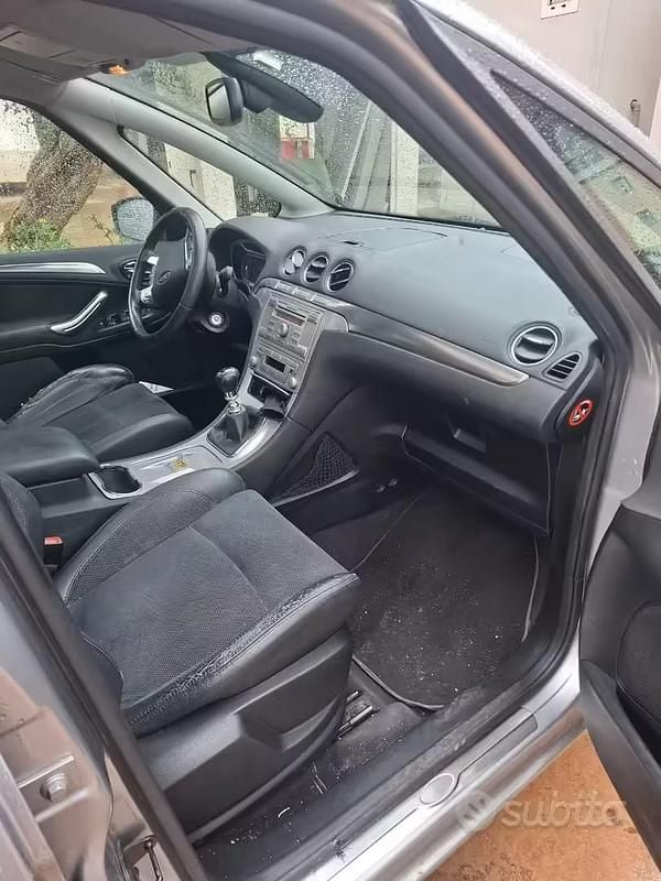 Usata Ford S-MAX S 140 CV (102 kW) 2007 Grigio Monovolume