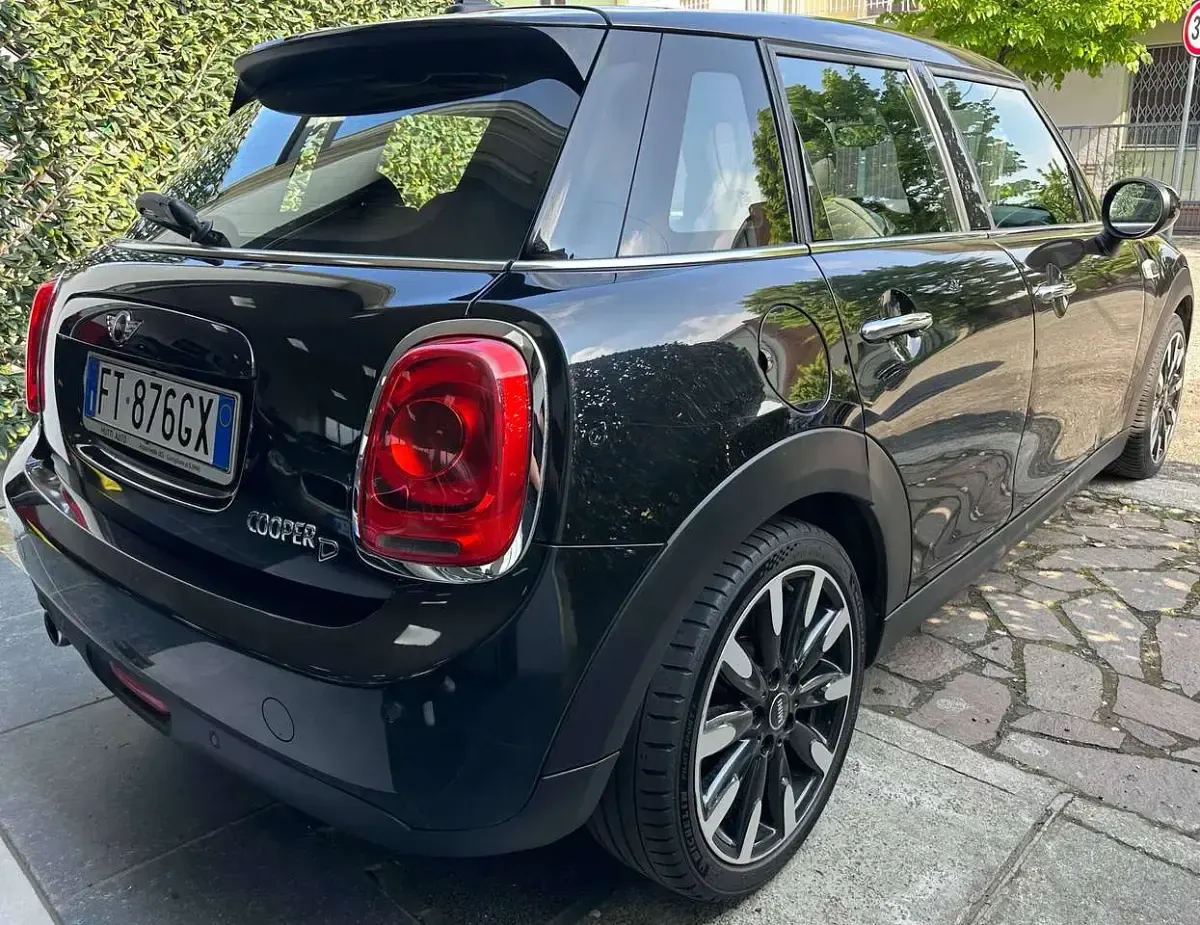 Brugt Mini Cooper D 116 HK (85 kW) 2018 Sort Hatchback