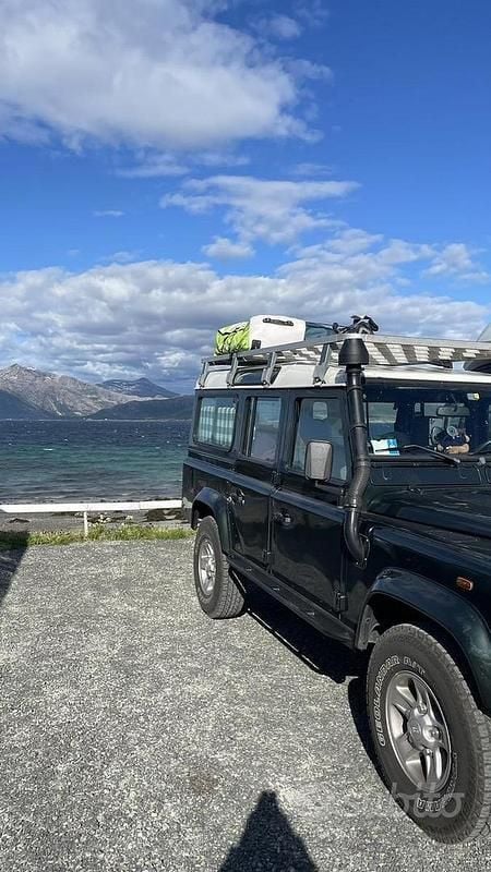 Usata Land Rover Defender 68 CV (50 kW) 2004 Verde SUV