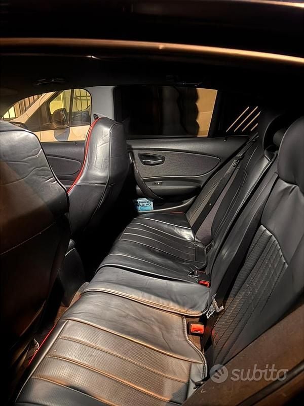 Usata BMW 120 Efficient Dynamics 177 CV (130 kW) 2010 Nero Utilitaria