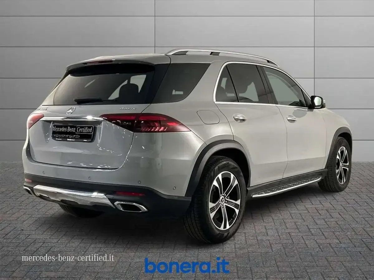 Usado Mercedes GLE300 Advanced Plus 269 CV (197 kW) 2023 Gris SUV