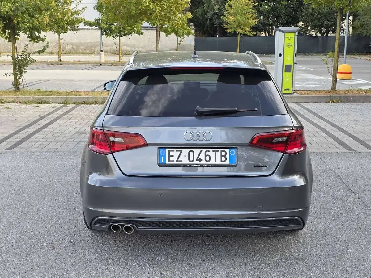 Usata Audi A3 Ambition 184 CV (135 kW) 2015 Grigio Berlina