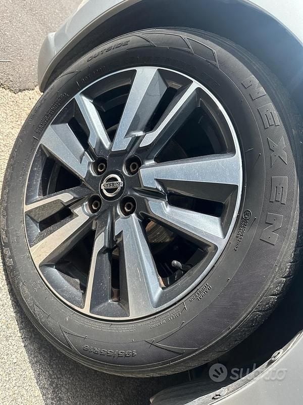 Usata Nissan Micra Visia+ 90 CV (66 kW) 2018 Grigio Utilitaria