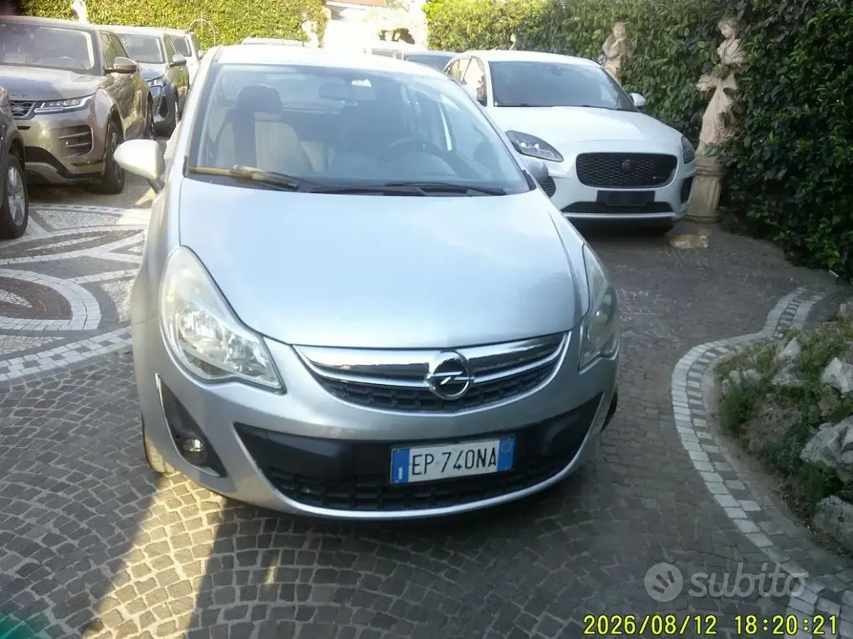 Usata Opel Corsa 84 CV (61 kW) 2013 Grigio Utilitaria