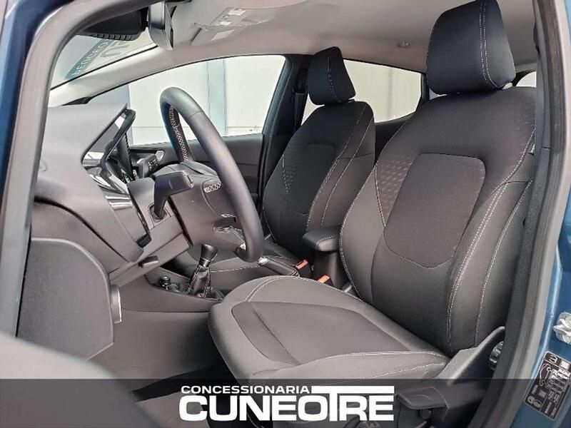 Usata Ford Fiesta Titanium 75 CV (55 kW) 2019 Blu/azzurro Utilitaria
