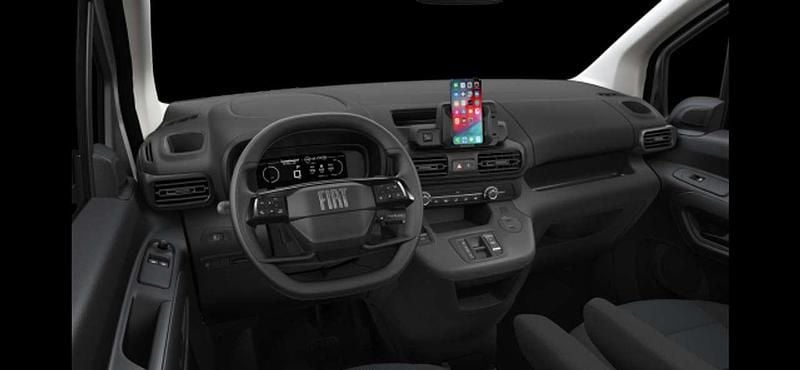 Uusi Fiat Doblò 131 HP (96 kW) 2026 Harmaa Tila-auto