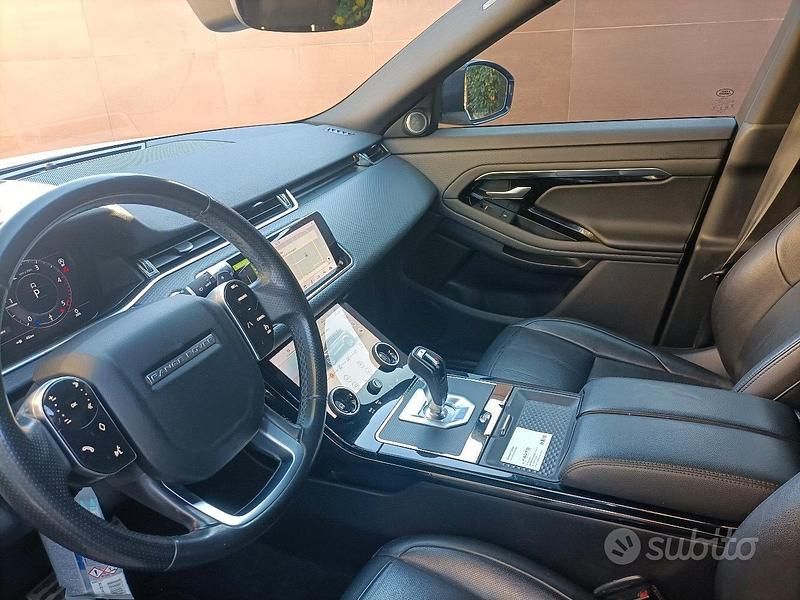 Usata Land Rover Range Rover evoque 300 CV (220 kW) 2019 Bianco SUV
