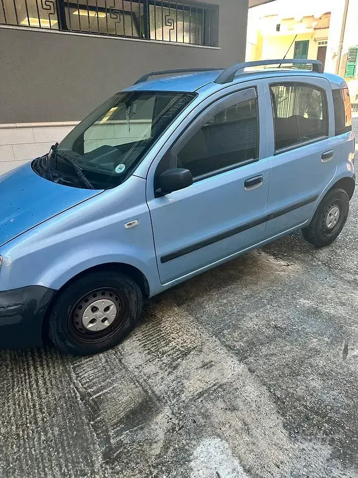 Usata Fiat Panda 69 CV (50 kW) 2007 Bluazzurro Utilitaria