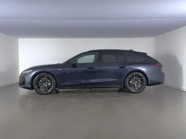 Nuova Audi A6 Edition .1 204 CV (150 kW) 2026 Blu firmamento metallizzato Station wagon