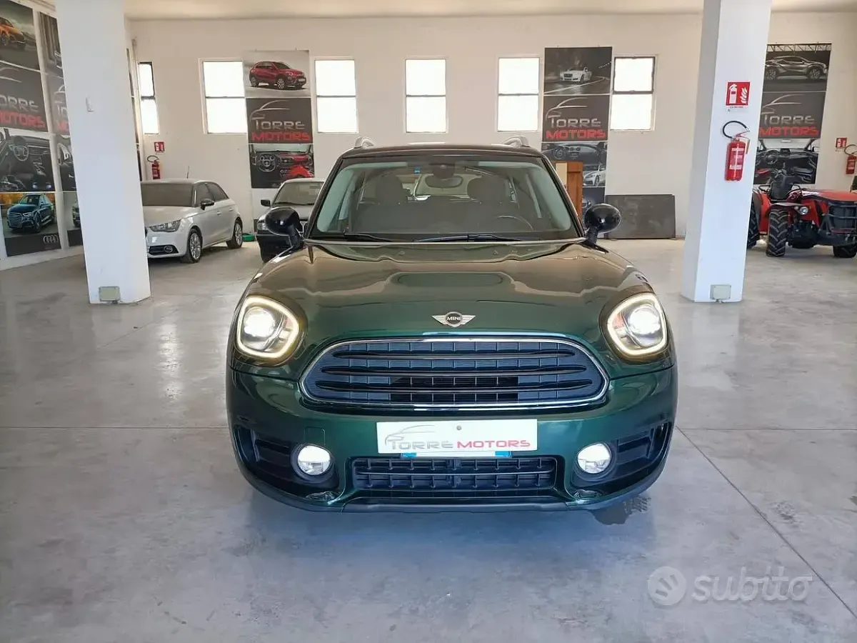 Usata Mini Cooper D Countryman Hype 150 CV (110 kW) 2017 Verde SUV