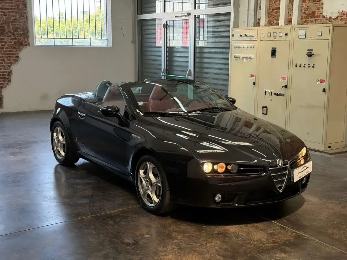 Usata Alfa Romeo Spider Exclusive 200 CV (147 kW) 2008 Nero Cabrio