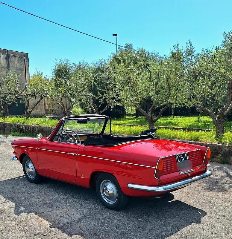 Usata Fiat 600D 30 CV (22 kW) 1963 Rosso Cabrio
