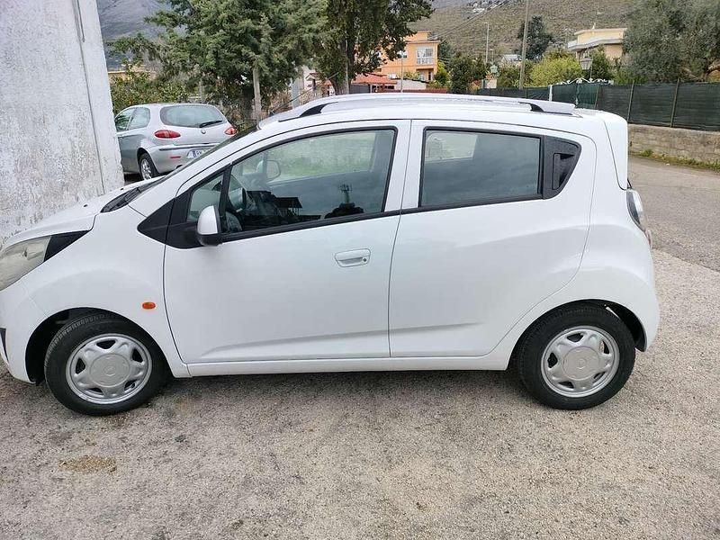 Usata Chevrolet Spark LS 68 CV (50 kW) 2010 Bianco Utilitaria