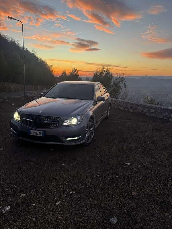 Usata Mercedes C220 Avantgarde 170 CV (125 kW) 2012 Berlina