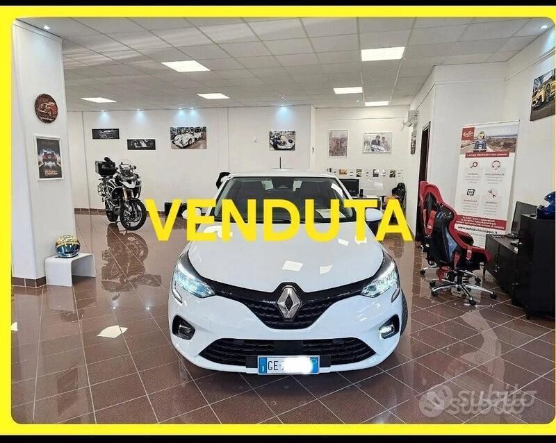 Bianco Usata 2021 Renault Clio V Business Tre volumi | 11.400 € (Super prezzo) - Immagine 1/2
