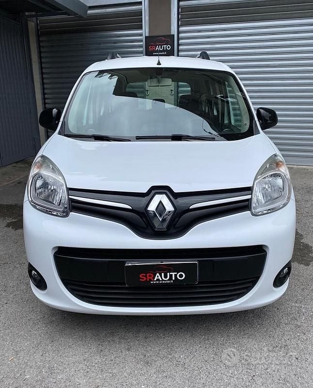 Usata Renault Kangoo LIMITED 110 CV (80 kW) 2017 Bianco Monovolume