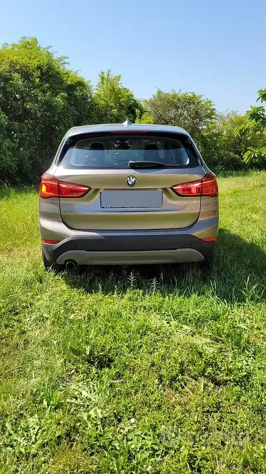 Usata BMW X1 150 CV (110 kW) 2016 Grigio SUV