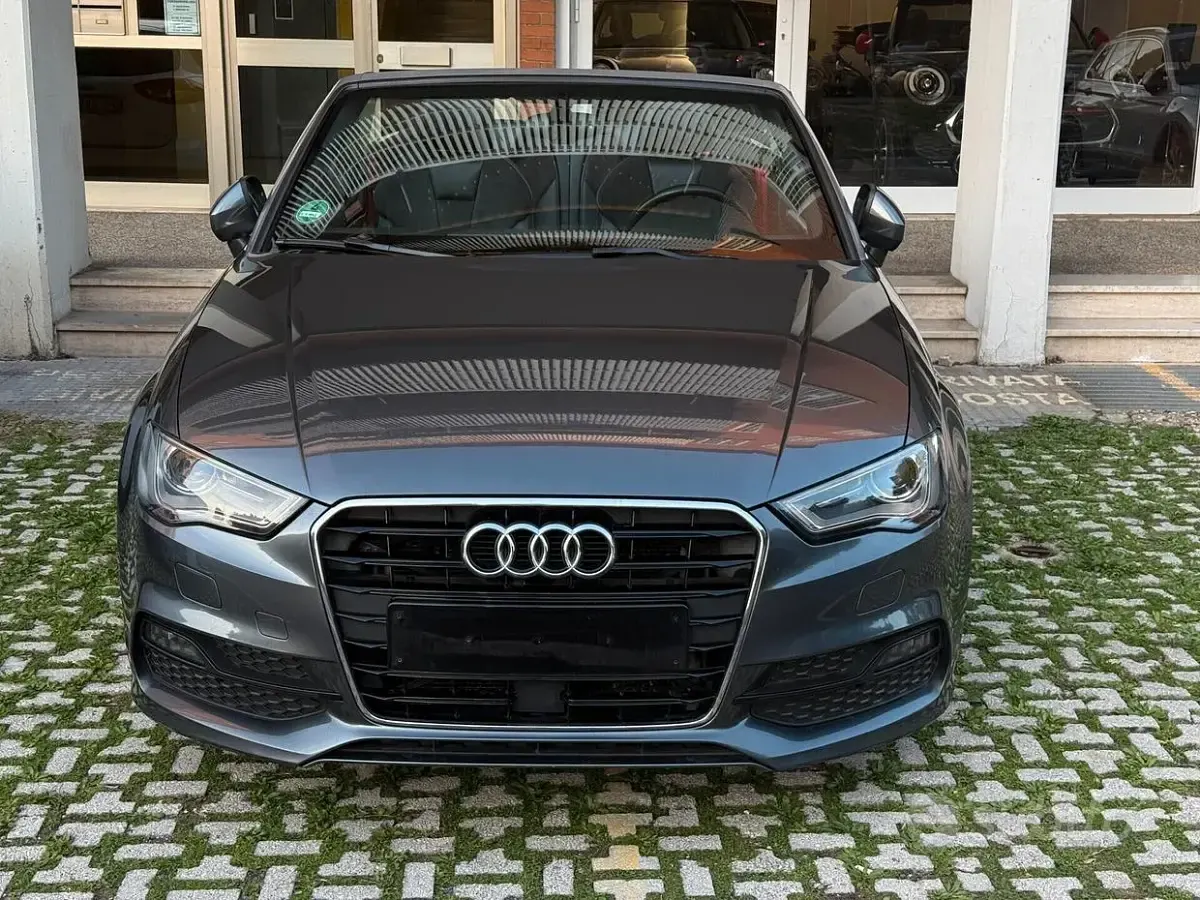 Usata Audi A3 Cabriolet S-Line 150 CV (110 kW) 2015 Grigio Cabrio