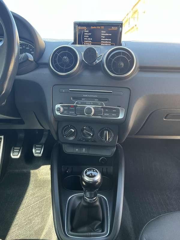 Usata Audi A1 Ambiente 90 CV (66 kW) 2017 Nero Utilitaria