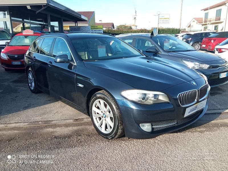 Usata BMW 520 183 CV (134 kW) 2010 Blu Station wagon