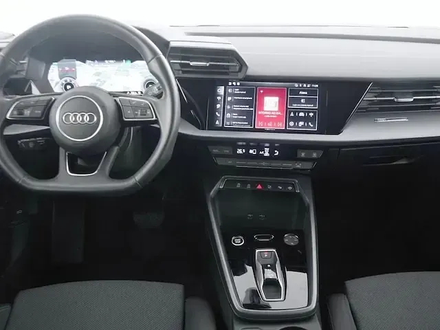 Usata Audi A3 Advanced Plus 150 CV (110 kW) 2024 Grigio manhattan metallizzato Berlina