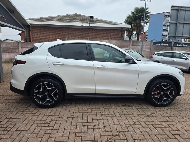 Usata Alfa Romeo Stelvio Ti 210 CV (154 kW) 2020 Bianco SUV