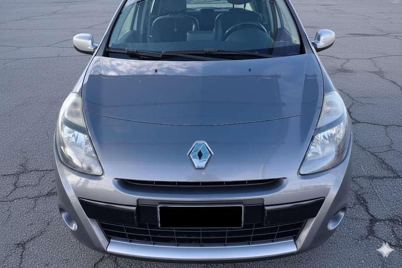 Usata Renault Clio III 88 CV (64 kW) 2012 Grigio Berlina