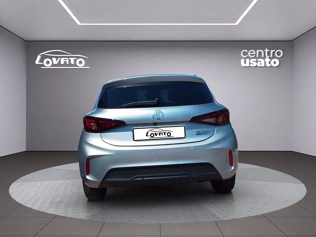 Usata MG MG3 Luxury 194 CV (142 kW) 2025 Argento Utilitaria