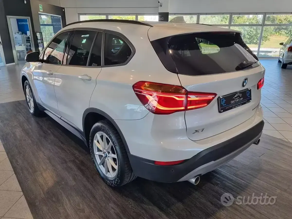 Usata BMW X1 Advantage 150 CV (110 kW) 2019 Bianco SUV