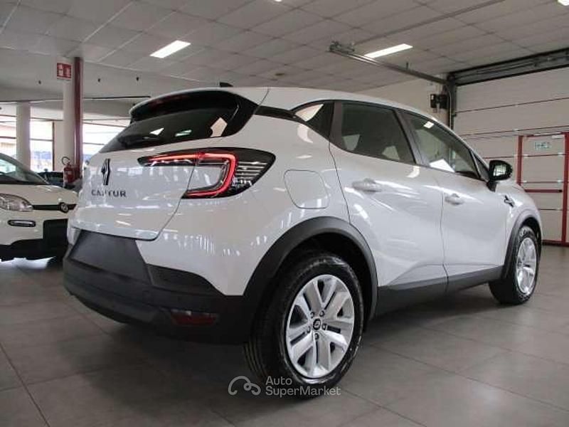 Usata Renault Captur Evolution 91 CV (66 kW) 2024 Bianco nacrè SUV