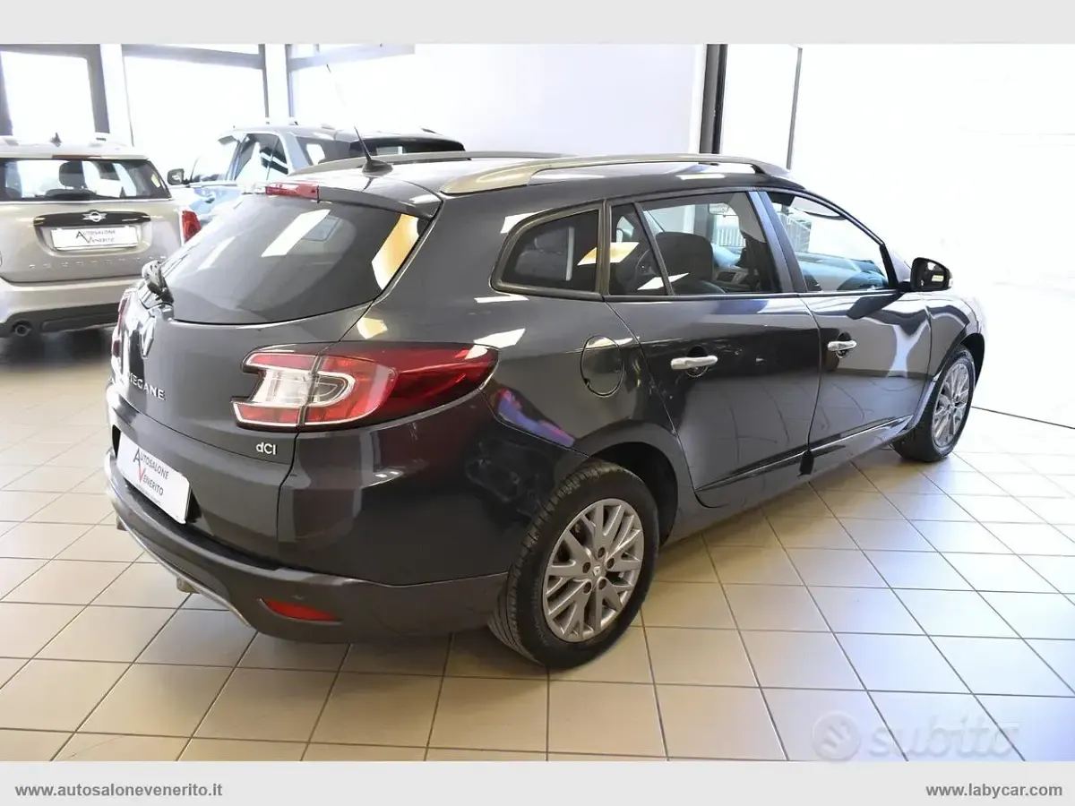 Usata Renault Mégane GrandTour 110 CV (80 kW) 2014 Grigio Station wagon