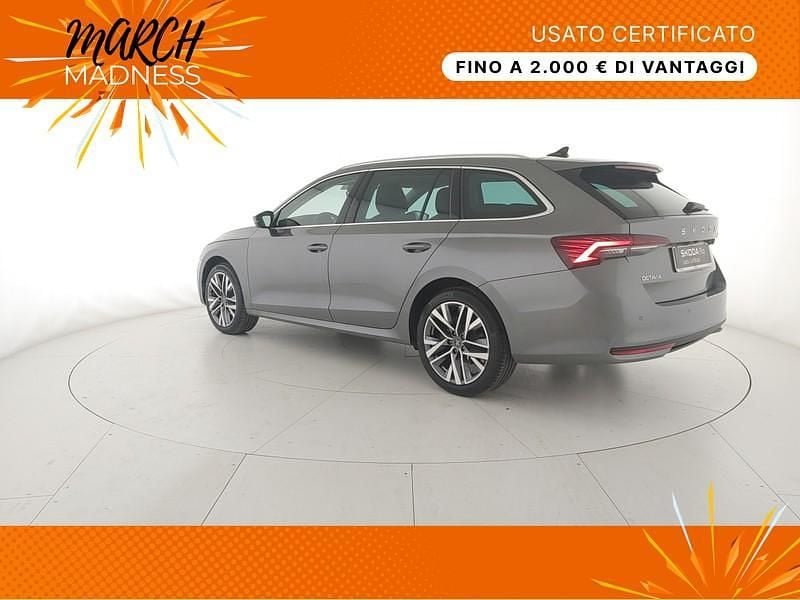Usata Skoda Octavia Style 150 CV (110 kW) 2025 Grigio graphite metallizzato Station wagon