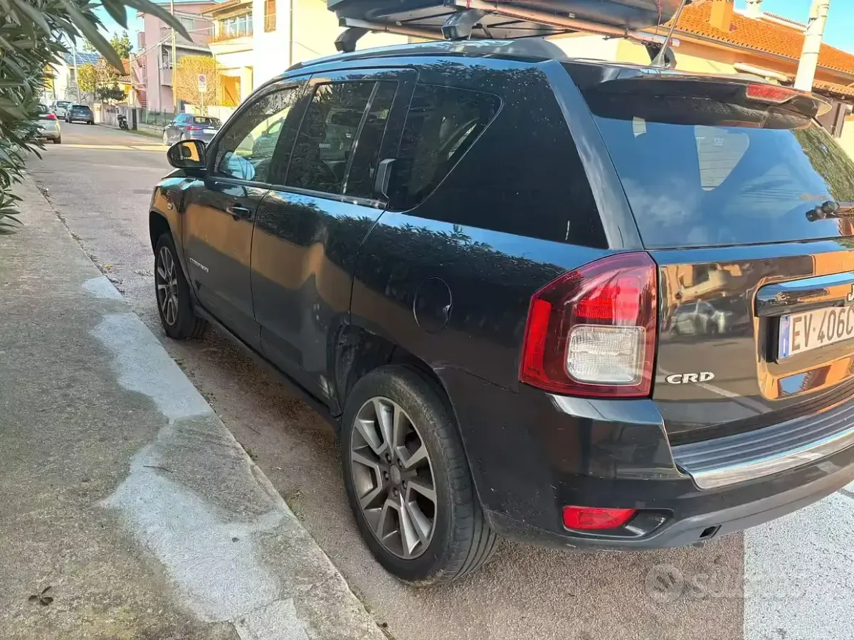 Usata Jeep Compass 163 CV (119 kW) 2014 Nero SUV