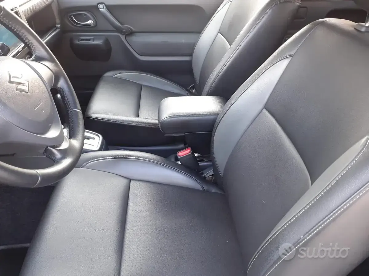 Usata Suzuki Jimny 85 CV (62 kW) 2015 Nero SUV