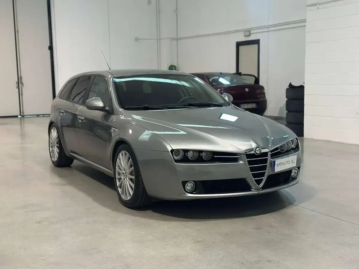 Usata Alfa Romeo 159 260 CV (191 kW) 2006 Grigio Station wagon