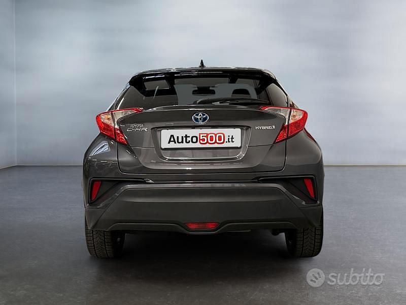 Usata Toyota C-HR Trend 98 CV (72 kW) 2019 Grigio SUV