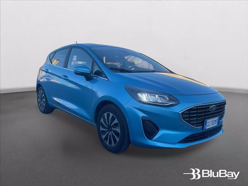 Usata Ford Fiesta Titanium 75 CV (55 kW) 2022 Celeste metallizzato Utilitaria