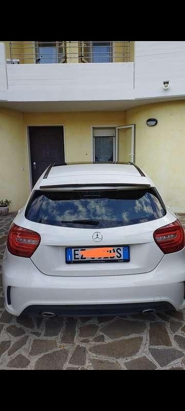 Usata Mercedes 180 Premium 109 CV (80 kW) 2015 Bianco Berlina