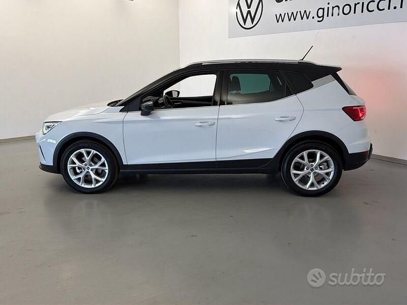 Usata Seat Arona FR 116 CV (85 kW) 2025 Bianco SUV