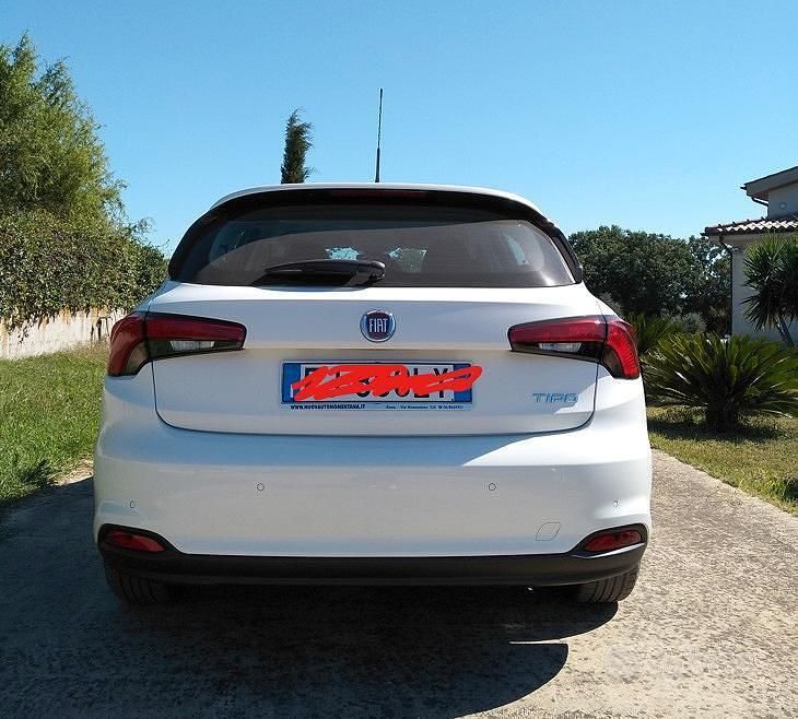 Usata Fiat Tipo Easy 95 CV (69 kW) 2017 Bianco Station wagon