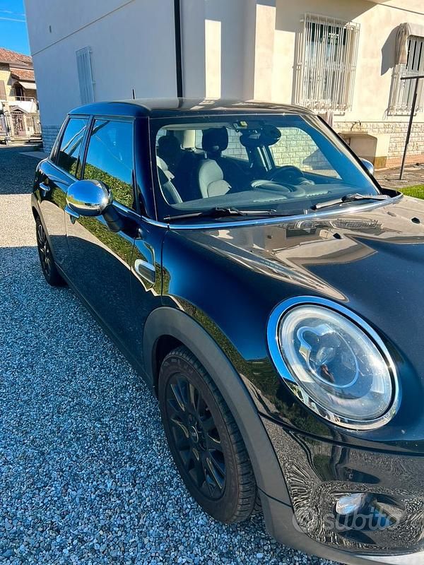 Usata Mini ONE 2015 Nero Utilitaria