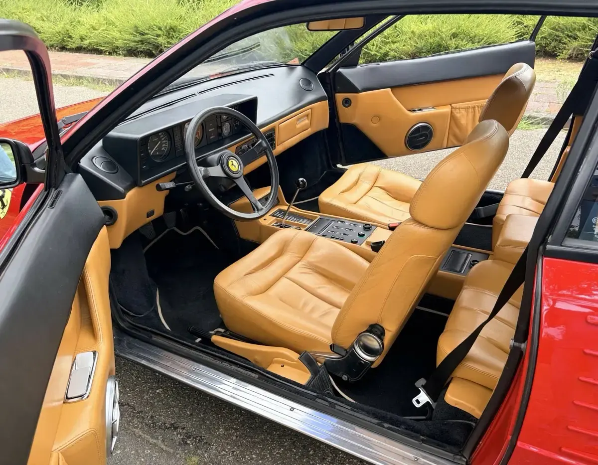 Usata Ferrari Mondial 240 CV (176 kW) 1982 Rosso Coupé