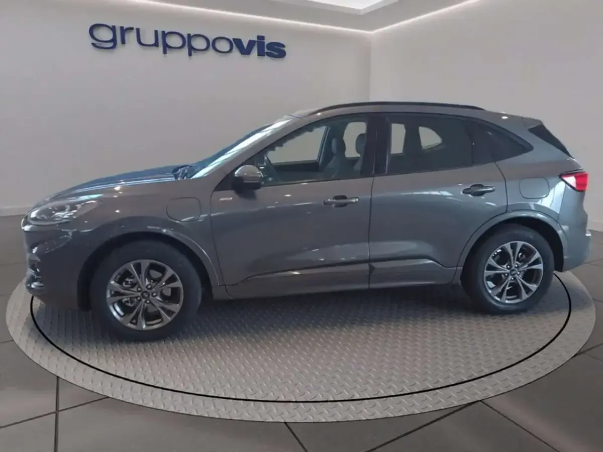Usata Ford Kuga ST-Line X 225 CV (165 kW) 2023 Magnetic grey SUV