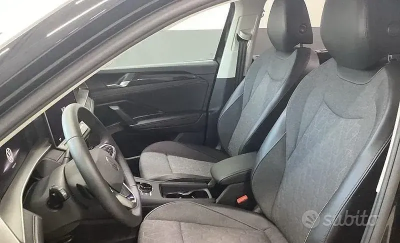 Usata VW Tayron Life 150 CV (110 kW) 2025 Nero SUV